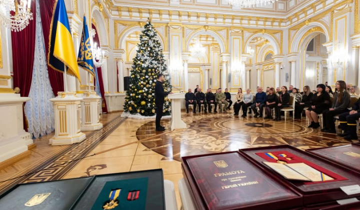 Зеленський на фоні військових досягнень
