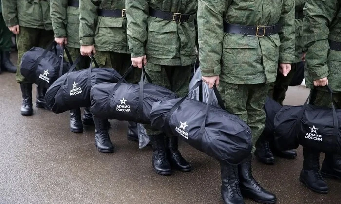 Темпы набора контрактников в армию РФ