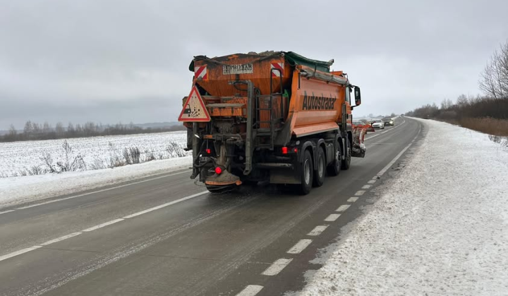Snowfall, road clearing with equipment