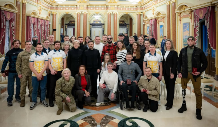 Зеленський нагороджує героїв Invictus Games