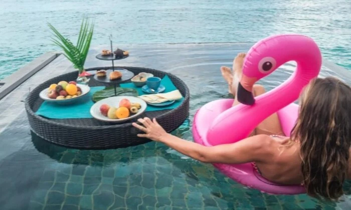 Люксовий відпочинок для багатіїв на віллі