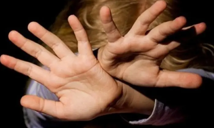 Дев'ятирічна дівчинка жертва насильства