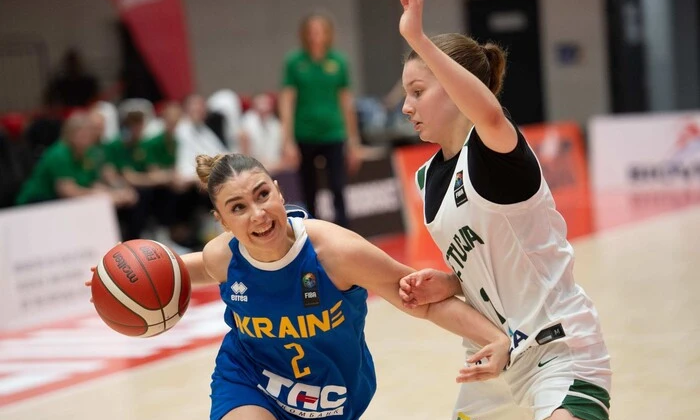 The women's team of Ukraine in basketball lost the match