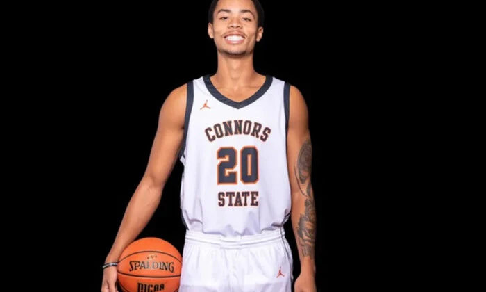 Фотографія померлого баскетболіста в США