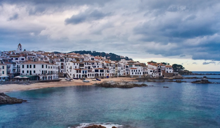 Dangerous bacteria on the beaches of Spain