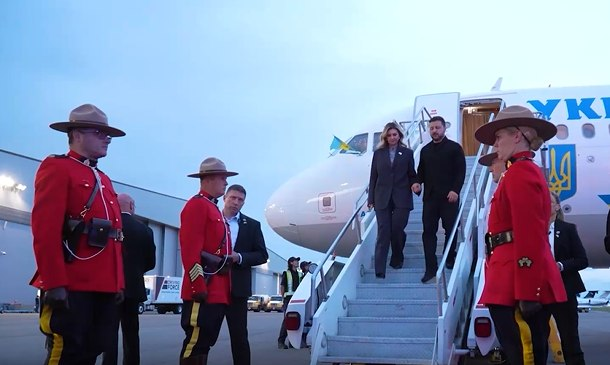 Zelensky with Olena Zelenska in Canada