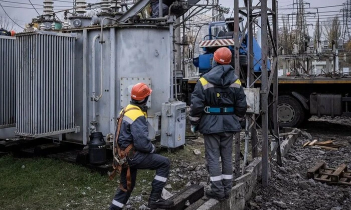 Электричество в домах после обстрелов