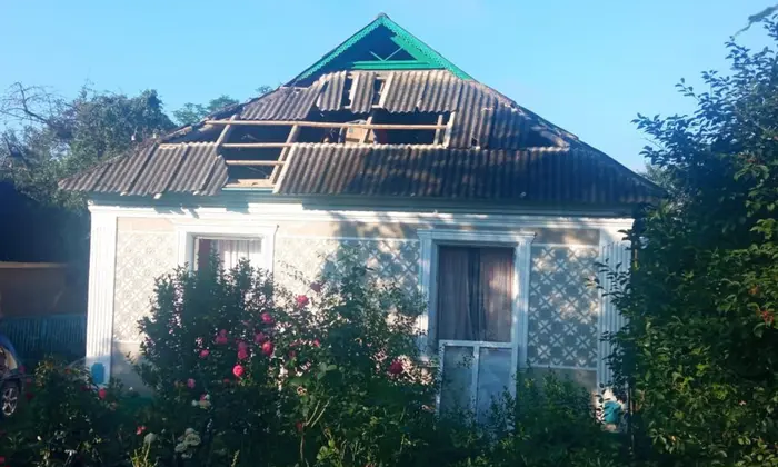 Пошкоджені будинки внаслідок нападу