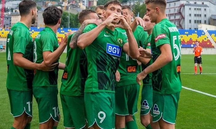 Футбольний матч 'Полісся' vs 'Пакш'