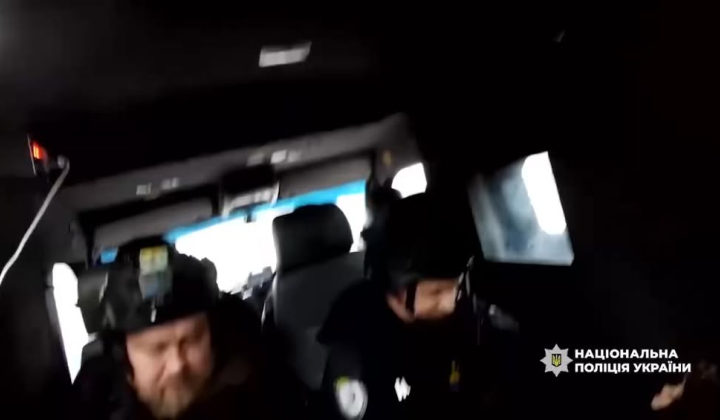 Evacuation of four elderly people by White Angels