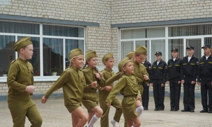 Russian Federation: children's education advisor