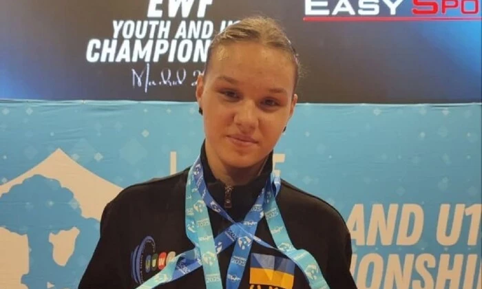 Украинская тяжелоатлетка Телишевская с тремя наградами на Чемпионате Европы U15