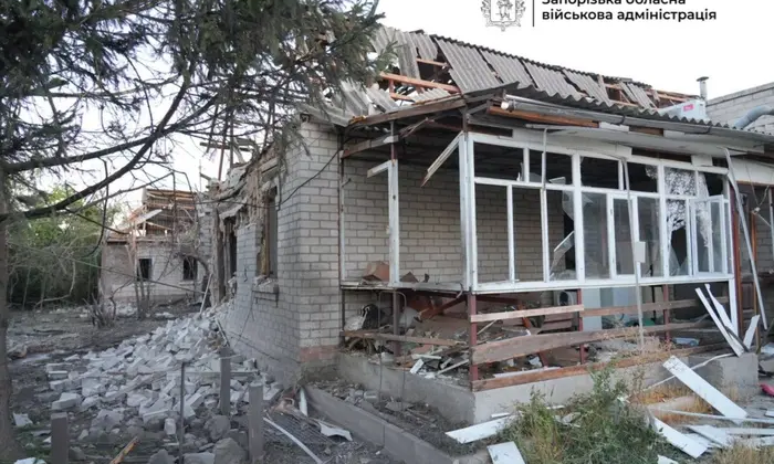 Фото та відео наслідків удару