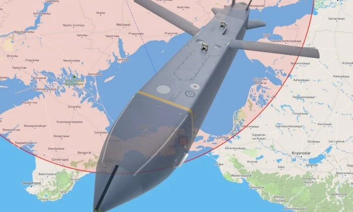 Блискучі постріли на територію РФ