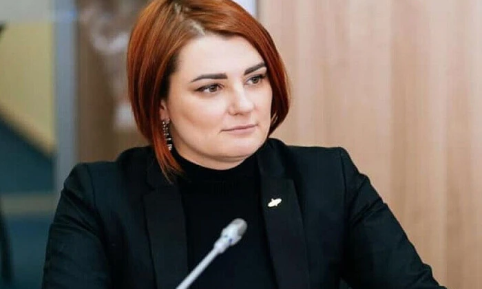 Lyudmila Buymister leaves the faction