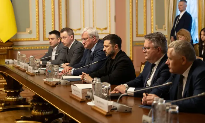 Зеленский и Лукашенко на переговорах