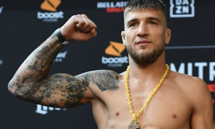 Украинский боец побеждает на UFC 328
