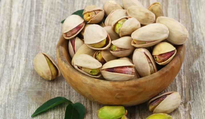 Pistachios and sleep quality: breakfast with tryptophan