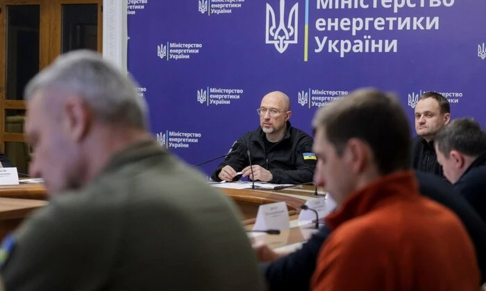 Технологическая авария парализует энергосистему Украины
