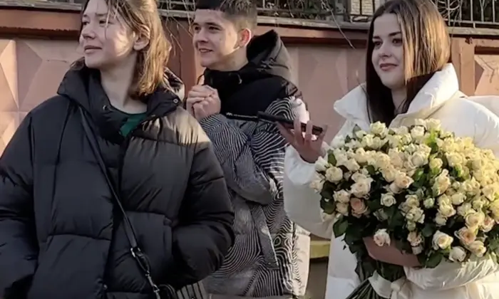 Діти чекали маму-прикордонницю - відео зустрічі