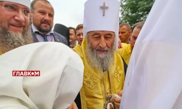 Документ підтверджує російський паспорт Онуфрія