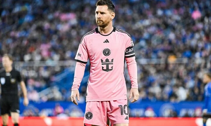 Футбольний клуб «Аль-Ахлі» хоче Мессі