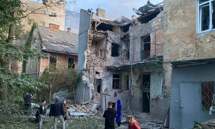 Наслідки атаки на Львів: кадри