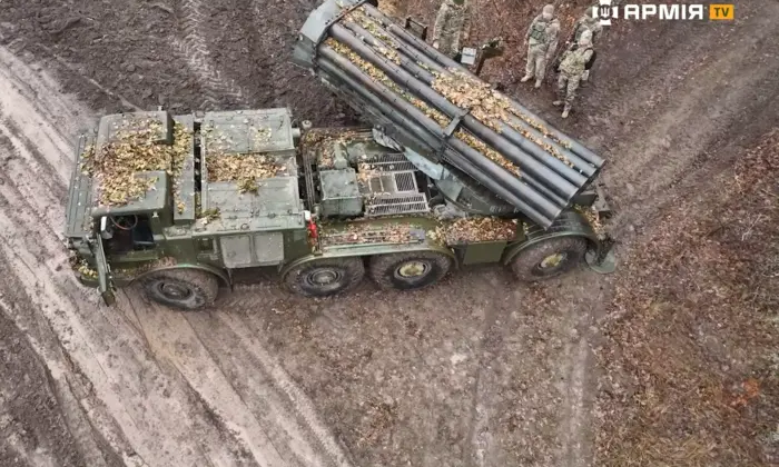 Ураган артилериста наносить удар по росіянам