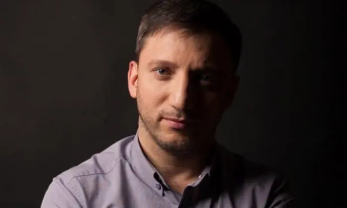 Доктор Пі в центрі скандалу