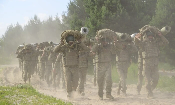 Збільшена тривалість військової підготовки - Сирський