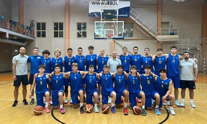 Участники тренировки сборной Украины U-16