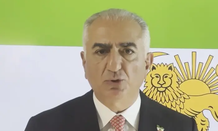 Спадкоємець Ірану закликає до дій