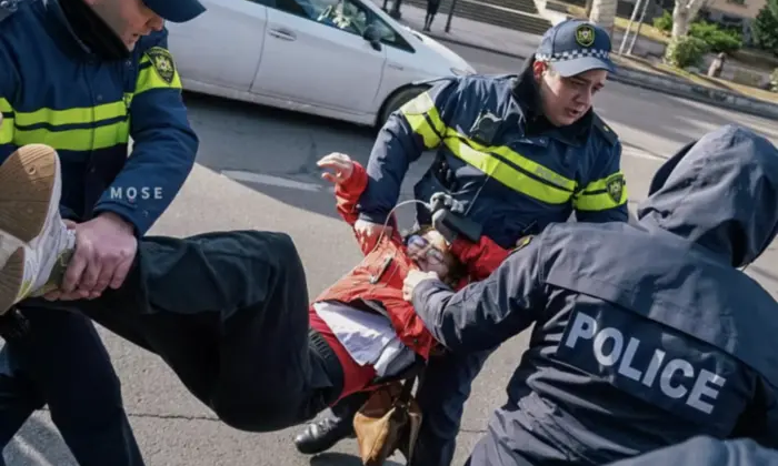 Столкновения после инаугурации нелегитимного президента