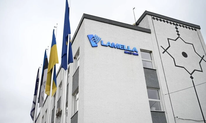 Зображення меблевої фабрики на Закарпатті
