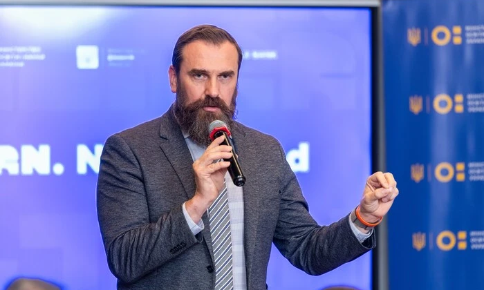 Список альтернативних радників міністра освіти