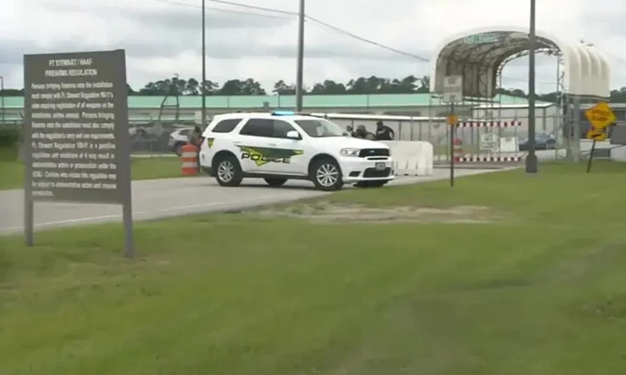 Стрілянина на військовій базі у США