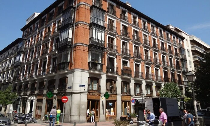 Скорбота у жителя Європи з синьою спинкою