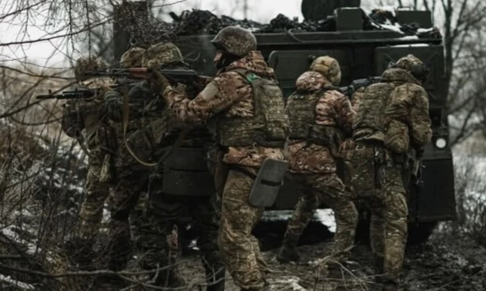 Воїни витримують облогу під Курчиним
