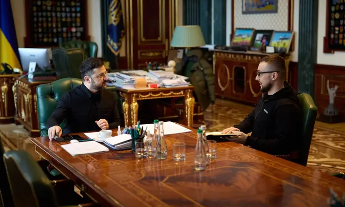 Зеленський і Стерненко обговорюють співпрацю волонтера