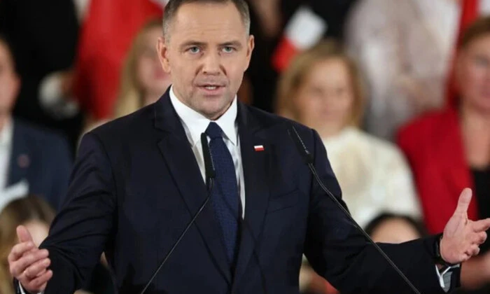 Polish President calls on Kyiv for dialogue