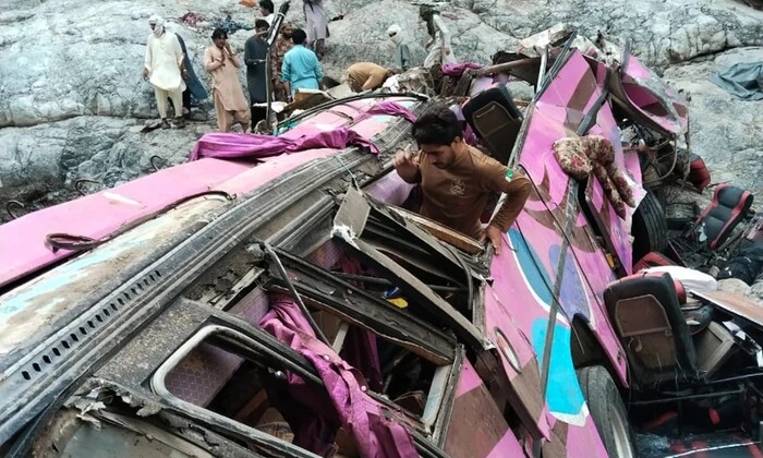 Bus fell into 25-meter gorge