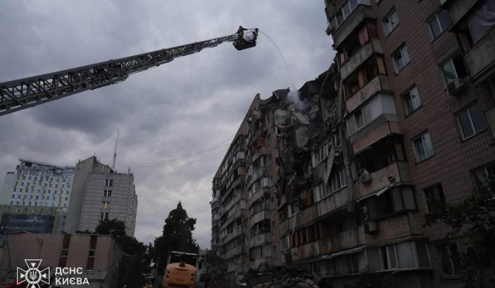 Rescuers saved victims after attack in Kyiv