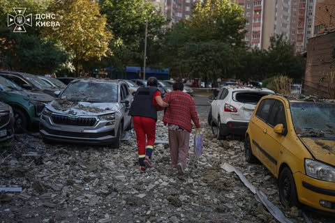 Fire in a 22-storey building in Darnytskyi district