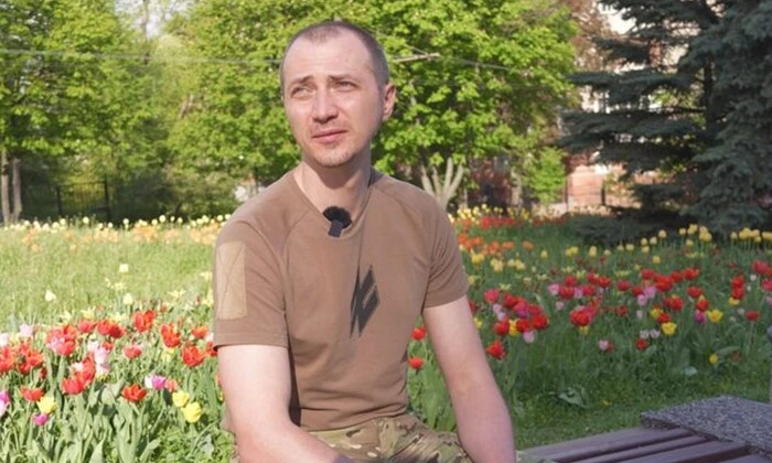 Азовець під час катувань