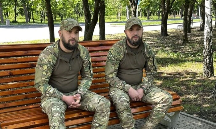 Брати-близнюки з незвичними позивними у ЗСУ