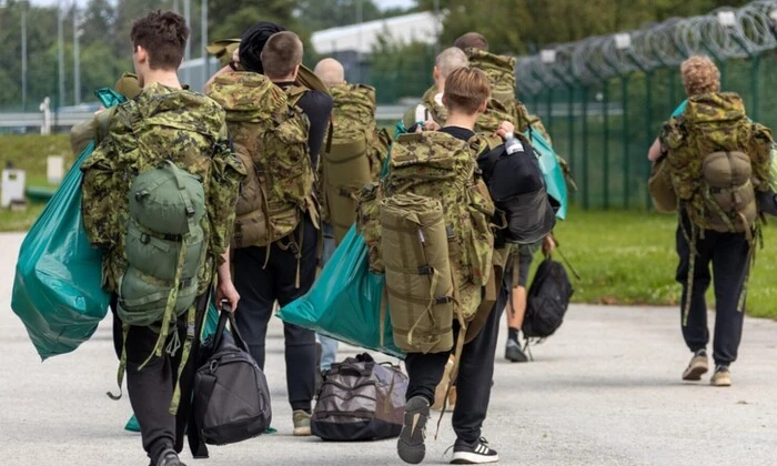 Эстония выплатит деньги за форму
