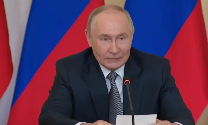 Portrait of Putin with EU sanctions