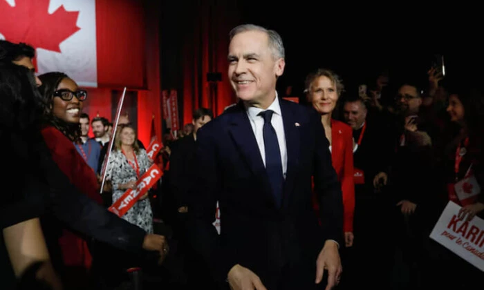 Трамп зображений під час прес-конференції