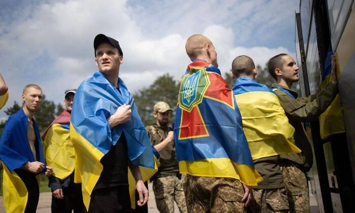 Полонені в обміні на літаки