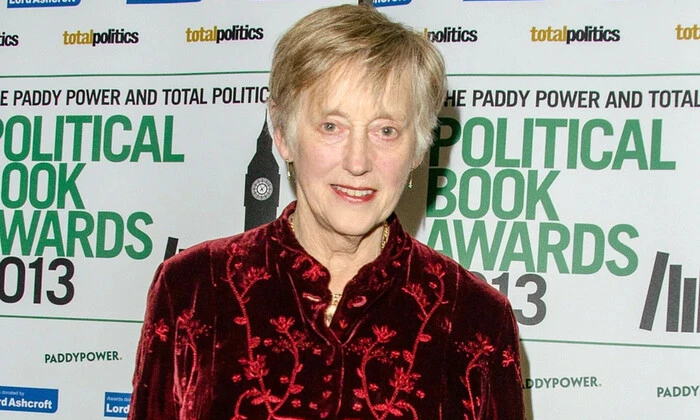 Перша жінка-керівниця розвідки Великої Британії